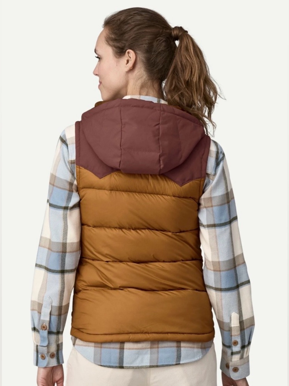 *NWT Patagonia Women's Bivy Hooded Vest Size SM. - Picture 3 of 6